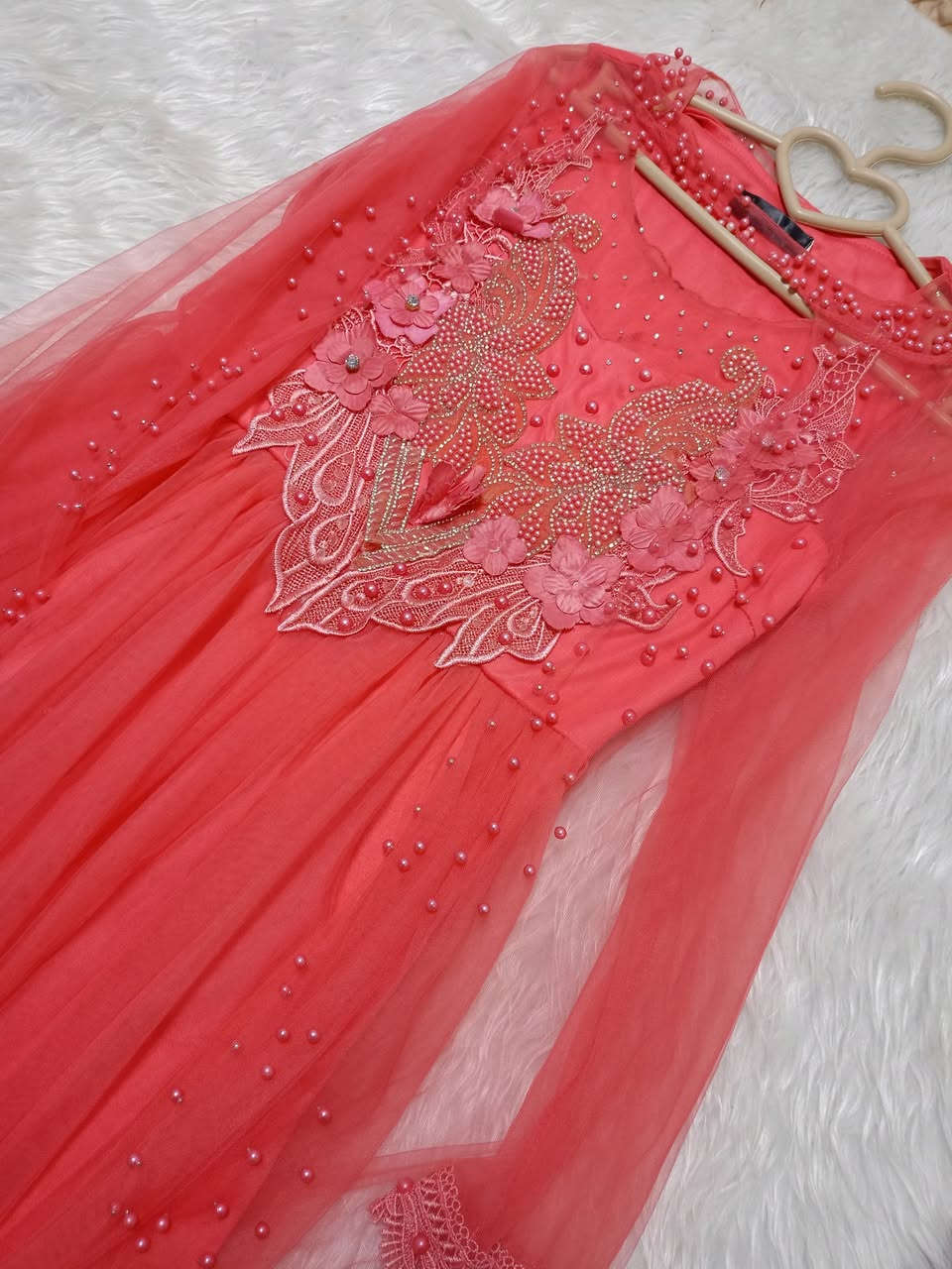 فستان قطعتين قياس 46 الوشاح مالته ع طول الفستان


**إذا كنت صاحب هذا الإعلان وتريد حذفه لأي سبب، رجاءا أرسل رسالة إلى الدعم الفني**