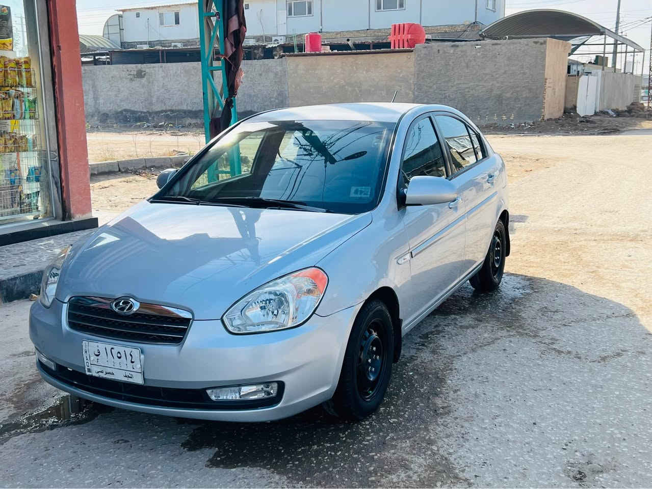 السلام عليكم 
اكسنت 2009 رقم نجف الماني سنويه لل27 

السياره جاهزه حداديه تبريد تدفئه تخم تاير مكينه وسط 

السياره بيهه قطعتين صبغ ربع الجاملغ الخلفي من جوه 
والبنيد مصبوغ 

القماره بيهه جراد بس الصفاح مابيهن جراد نهائيا 

السياره حلوه وذكرت كلشي بيهه 
السعر 83 وبيهه مجال بسيط جدا 

المكان كوفه حي ميسان 
*********** النجف, العراق
