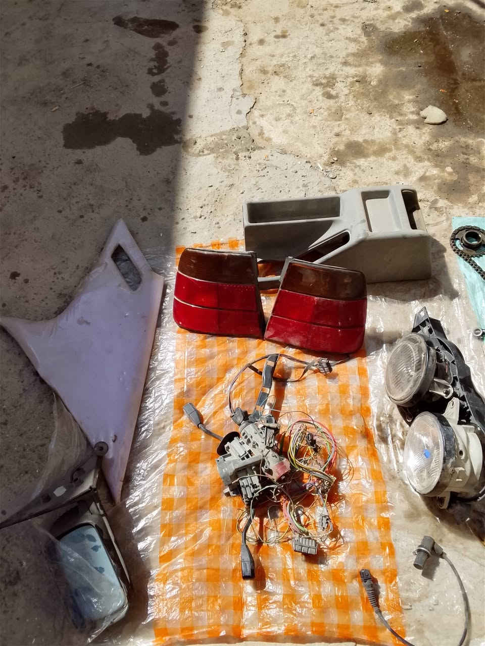 سلام عليكم
اي شي تحتاجون اني بالخدمه والي يحب ياخذهن شلع هم بي خير ويدلل راسل او اتصل ع الرقم ***********
