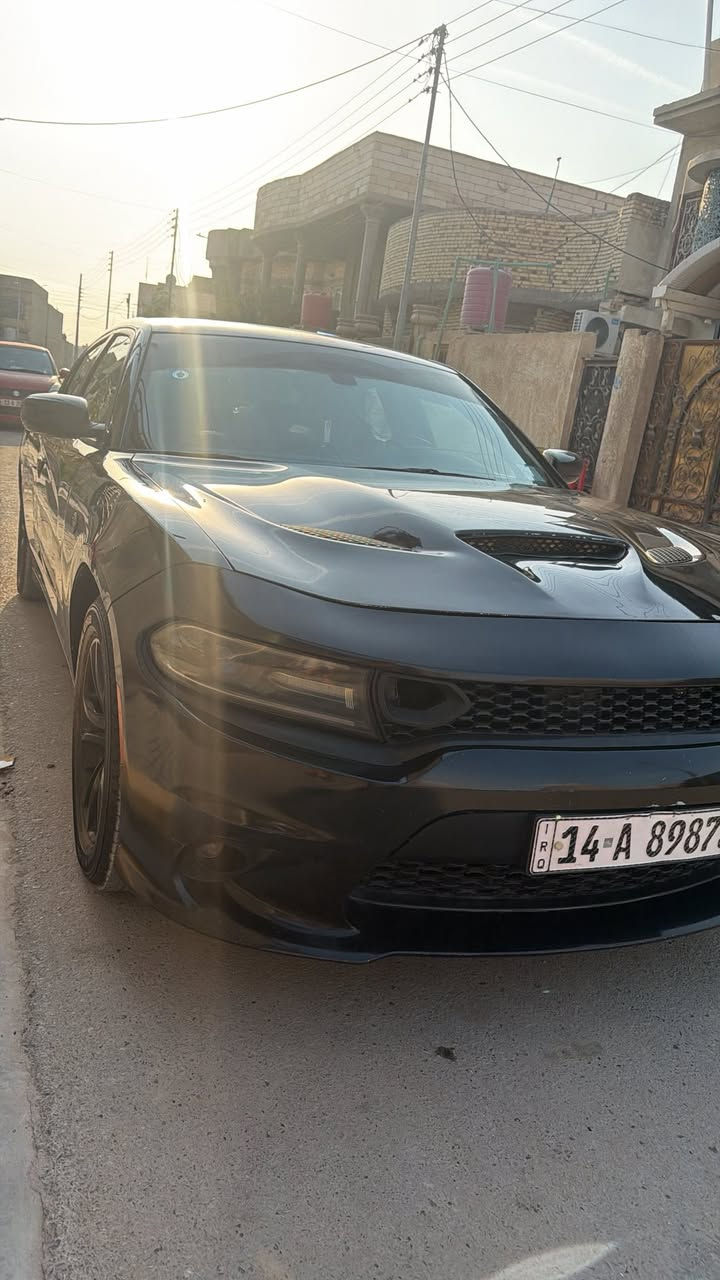 جارجر 2018 اصل رقم بصره باسمي  تحويل ثاني يوم حادثه جاملق جهة العبري وبنيد ودعاميه محدث SRT وبيهة ملاحضات خفيفه سياره استعمال شخصي نضيفه شاشه كار بلي
حداديه وتخم تاير جديد وتبريد كفاله 165 وبيه مجال قليل للشراي المو شراي لايخابر ويتعبني *********** مكاني بصره جمعيات
