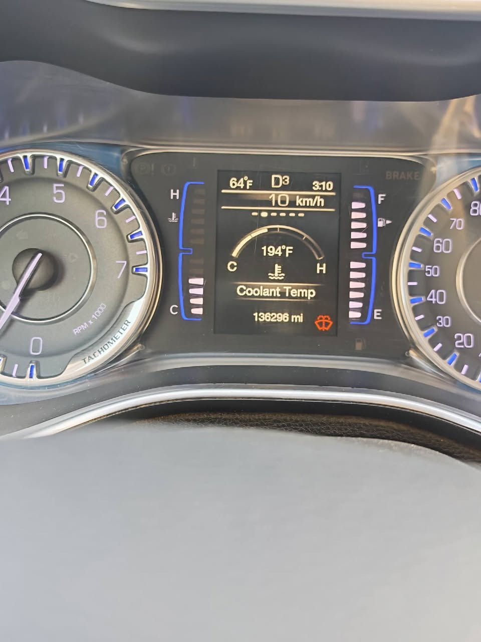 السلام عليكم 
C200 لمتد موديل 2016 
السعر 118 وبيهه مجال بسيط
المكان البصرة شط العرب الجزيرة 
V6 محرك 3600 
تقرير السياره غرق 10% تعمل وتسير 
البدي مكفول من الحادث فقط تكيحلات خدوش بسيطة 
شاشة كبيرة بلوتوث 
كير كاوس 9 نمر رياضي S
مقاعد كهرباء جلد+تدفئة 
مكينة وكير مكفولات 
اير باك سليم 
تبريد ثلج+تدفئة شغالة 
حدادية 80%
تخم تاير جديد 
ممشى السيارة 136 مايل 

السيارة نظيفة ومصروف عليهه هواي ادامة كاملة من بلكات وبخاخات ومجول وجامة امامية جديدة بانزين كله محسن وسوبر ودهن ارقى نوعية امزويل السيارة مبرمجة برمجة كاملة
السيارة بأسمي السنوية لسنة 2028 شرط التحويل 

الملاحظات اللي بالسيارة فقط بعض الخدوش وحساس 
دبة الزراكات واكف 

للاتصال او واتس اب 
***********
