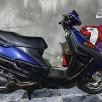 دراجه فراشه للبيع دراجه حلوه ونضيفه بس بيه خيط تبخير لتواصل 0762753667...