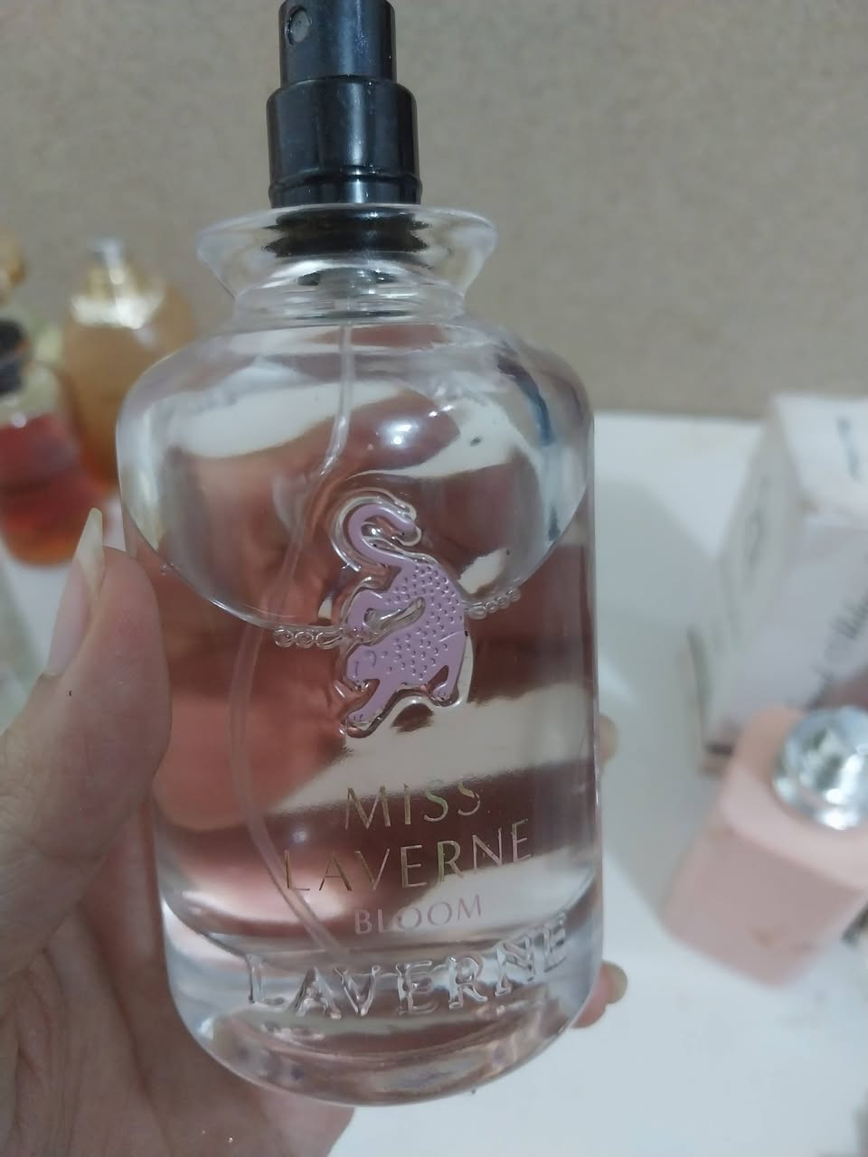 عطر مس لافرين الاصلي 
عطور بالة خليجي
متوفر توصيل ٤


**إذا كنت صاحب هذا الإعلان وتريد حذفه لأي سبب، رجاءا أرسل رسالة إلى الدعم الفني**