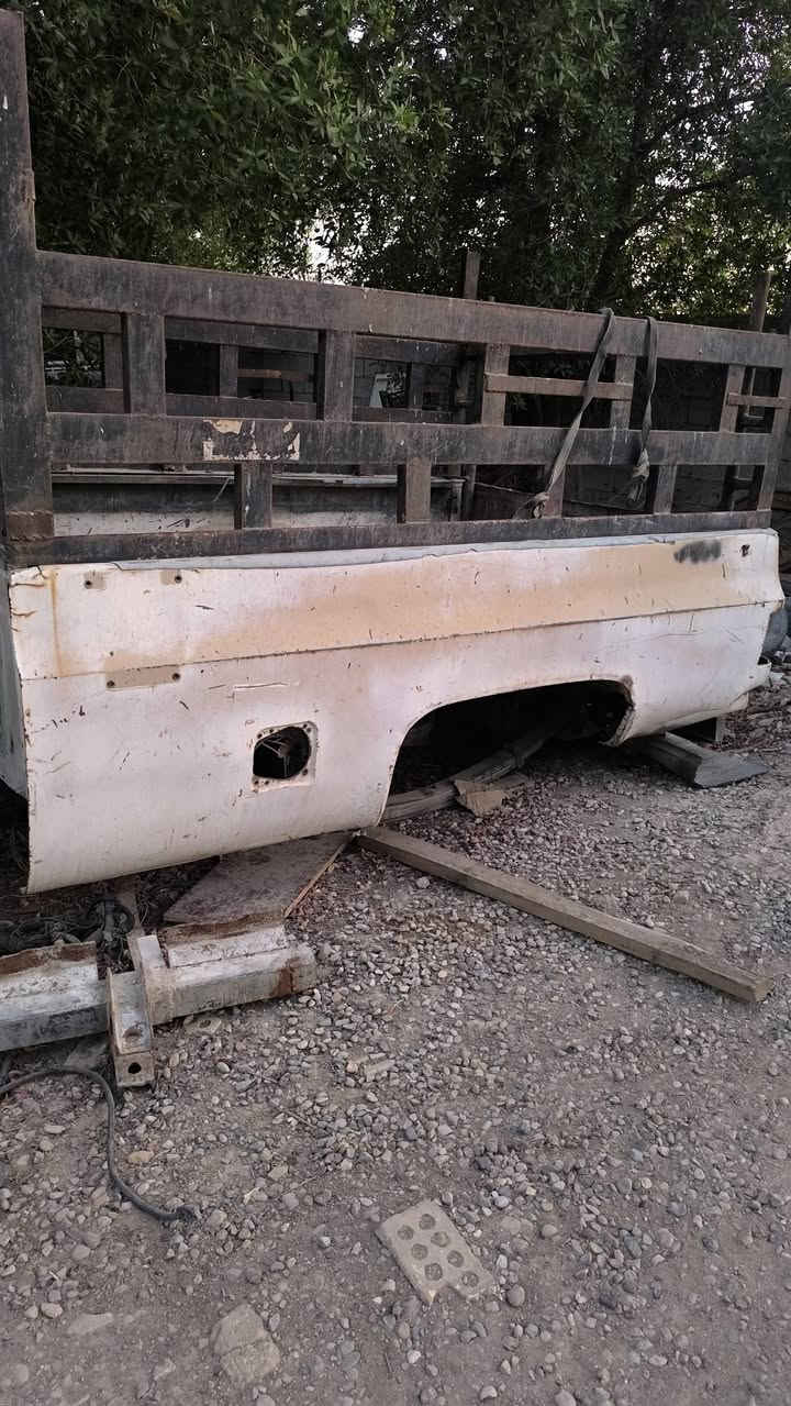 السلام عليكم للبيع بديات عدل (مصفح) شفر ثمانيني مكاني بغداد 
***********
