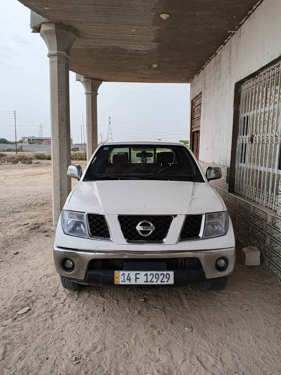 سلام وعليكم.نيسان نيفاره البيع والمراوس 2011رقم بصره الجديد سنويه ال30حداده جديده كير اوتماتيك بيه جاملغ واحد مبدل اصلي شركه واحد بي بارد فقط محركه خير من الله لا تنقيص ولا تبخيرتبريد شغال مكاني خور الزبير *********** ..سعره 110
