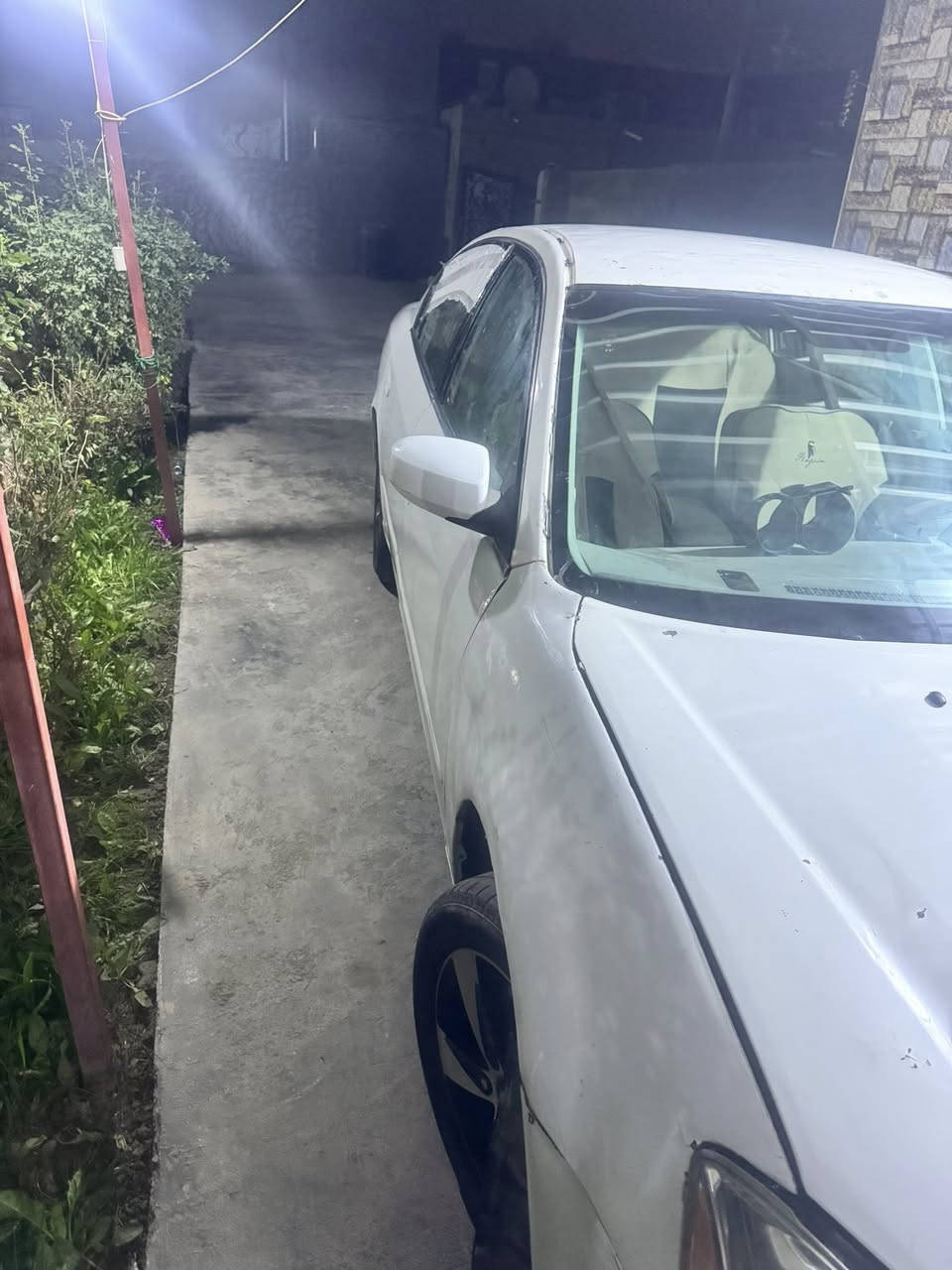 2007 نيسان التيما رقمه بصره صدامي وكاله عامه باسمي صبغ مكانات بيه حلوه جاهزه مكينه بيه تبخير قليل غرفه جديده بطاين جدد اريد مراوس بييم سعره 45 
***********
