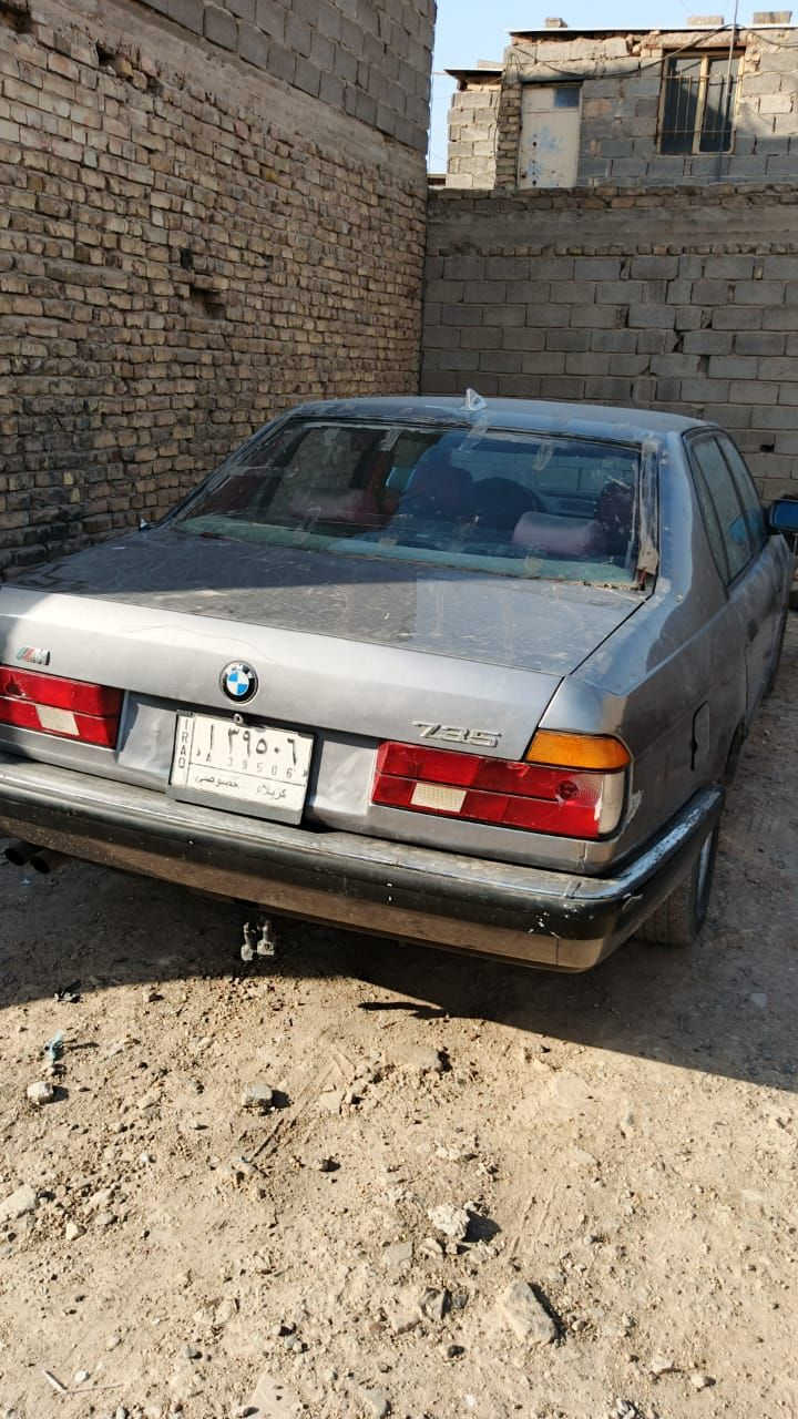 سلام عليكم البيع 
مكينه كاز كيت 
35 سعر 
مكان بغداد مدينة صدر 
***********
