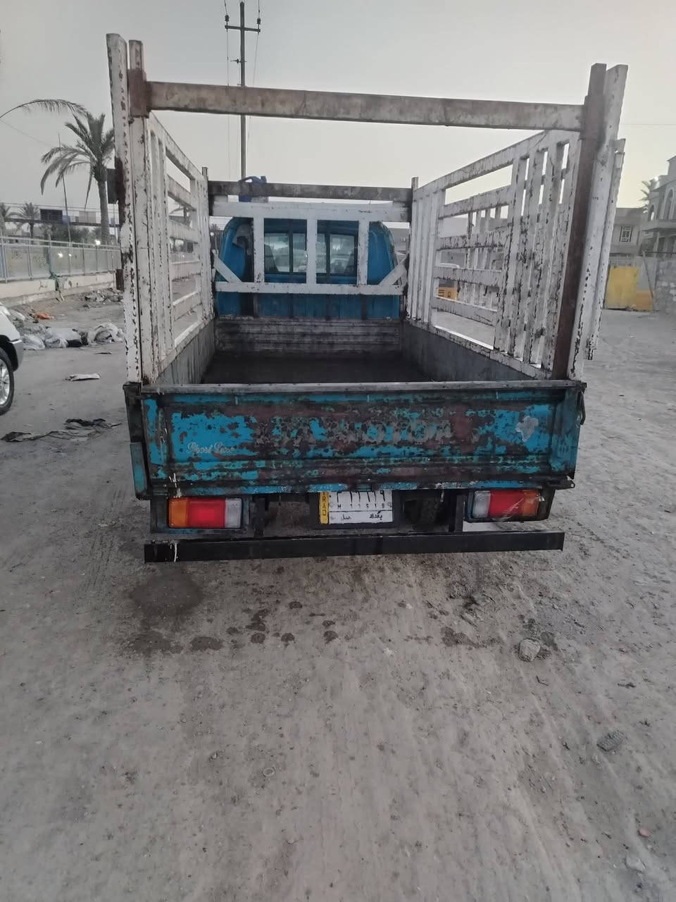 سلام عليكم كيه بنكو البيع موديل ٩٥ رقم بغداد مشروع وطني مكينه وكير وكسل مكفلات ولكشر كدامك السعر ٤٧ وبيه مجال قليل مكاني محموديه رقم الهاتف ***********
