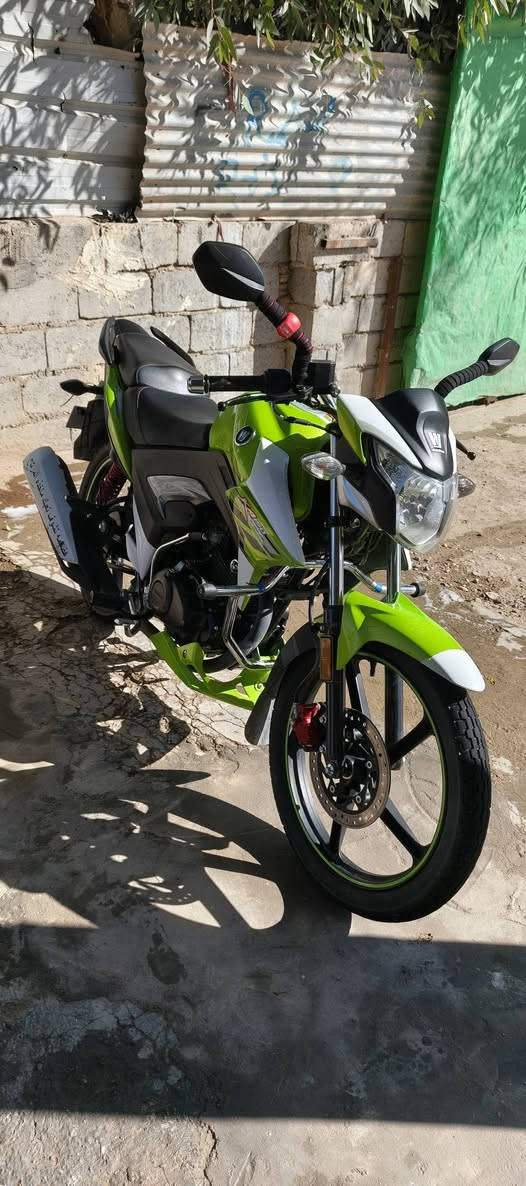 السلام عليكم هاوجي للبيع موديل 23مكمرك وكامل سعر مليونين و600 وبي مجال مكاني فلوجه ***********. ‏‪***********‬‏
