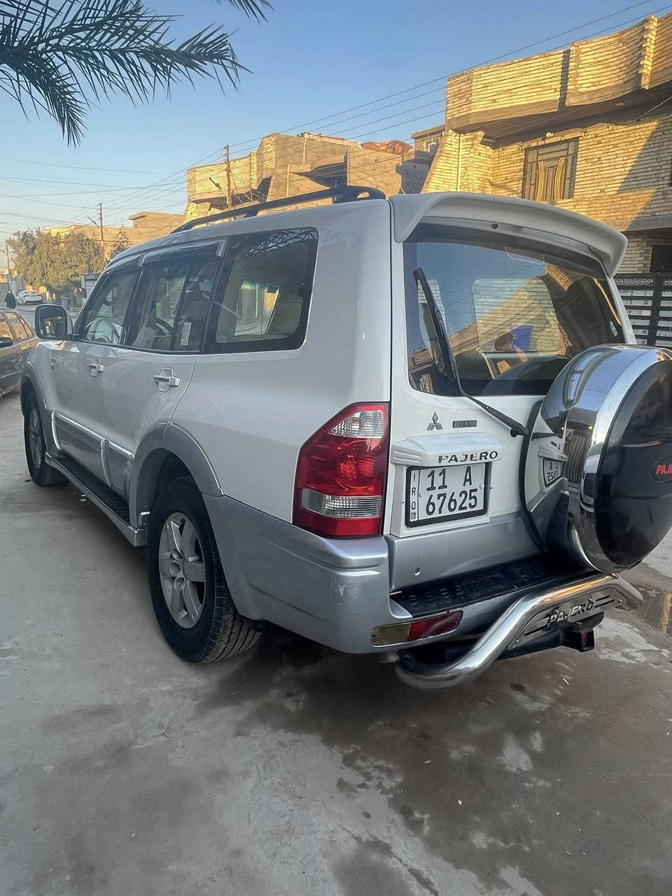 باجيرو خليجي 2006
كفاله السياره 
رقم بغداد الجديد سنويه لل 2027
تخم تاير 
كير ومكينه كفاله  
مكينه 3800
عليها ادامه كامله سياره جاهزه مو كل شي 
زنون عالي وناصي اصلي 
مكان بغداد ابو غريب 
تواصل ‭0787 343 9746‬
سعر 95$ 
سونار مع الصور
