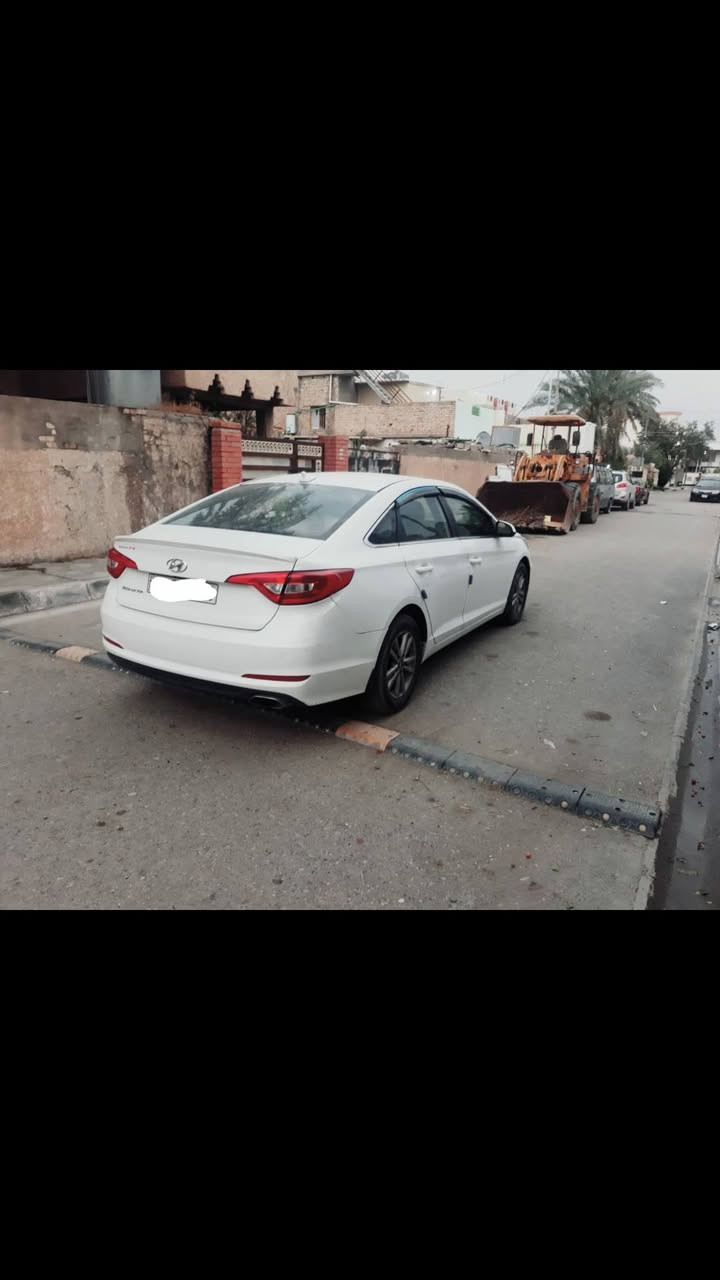 سوناته امريكي موديل ١٦ بدون ضرر بيهه صبغ باب السايق فقط بالعراق سياره جاهزه بيع أو مراوس السعر ١٣٠ وبيهه مجال الشراي يتصل ***********  ***********
