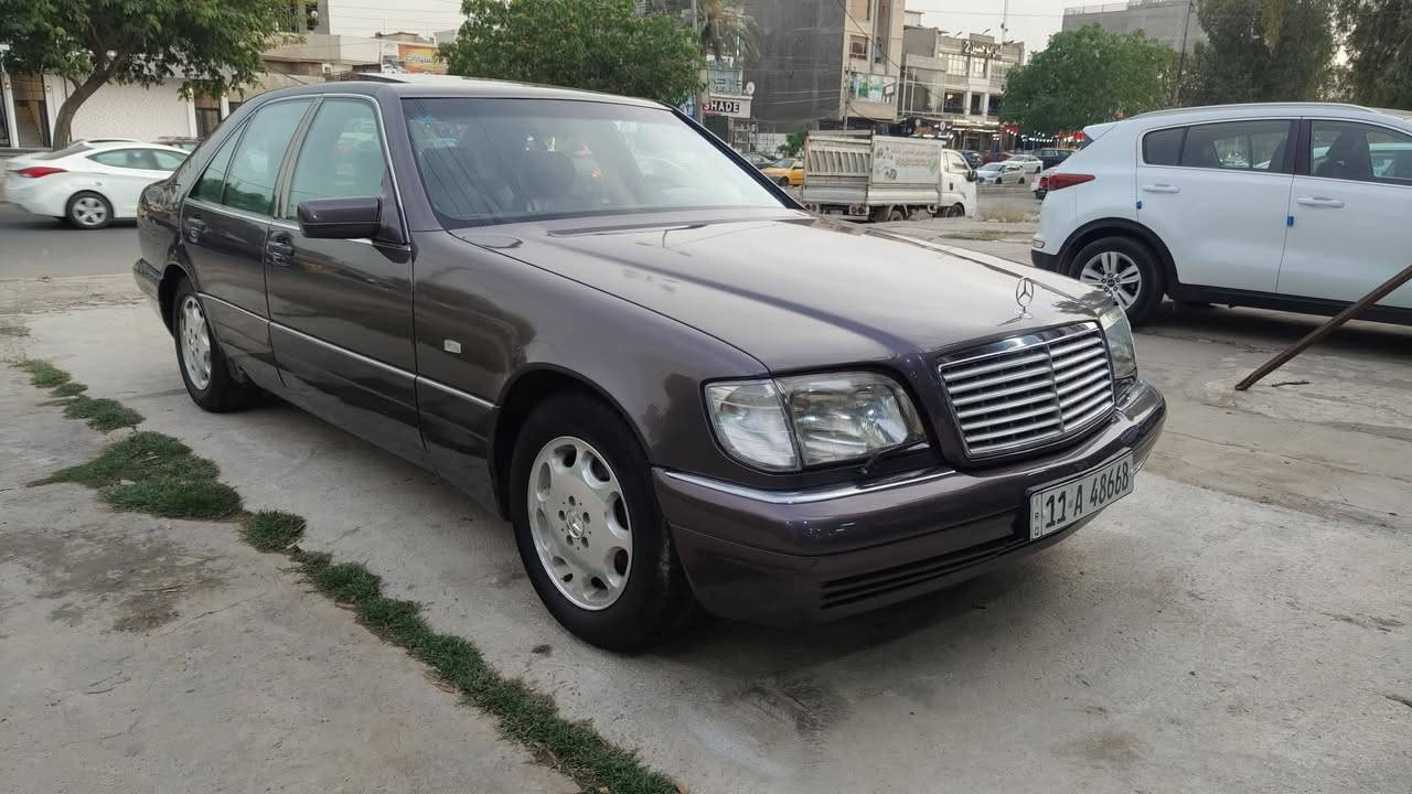 السلام عليكم
للبيع فقط وليس للمراوس 

مرسيدس شبح موديل 92 محدث بالكامل 98

سيارة جديدة وكاملة بدون أي نقص كير محرك صدر امامي وخلفي كله جديد تبريد ثلج تخم تاير جديد سياره جاهزة للاخير ومستعجل على البيع للي جاد بالشراء فقط الاتصال ***********
