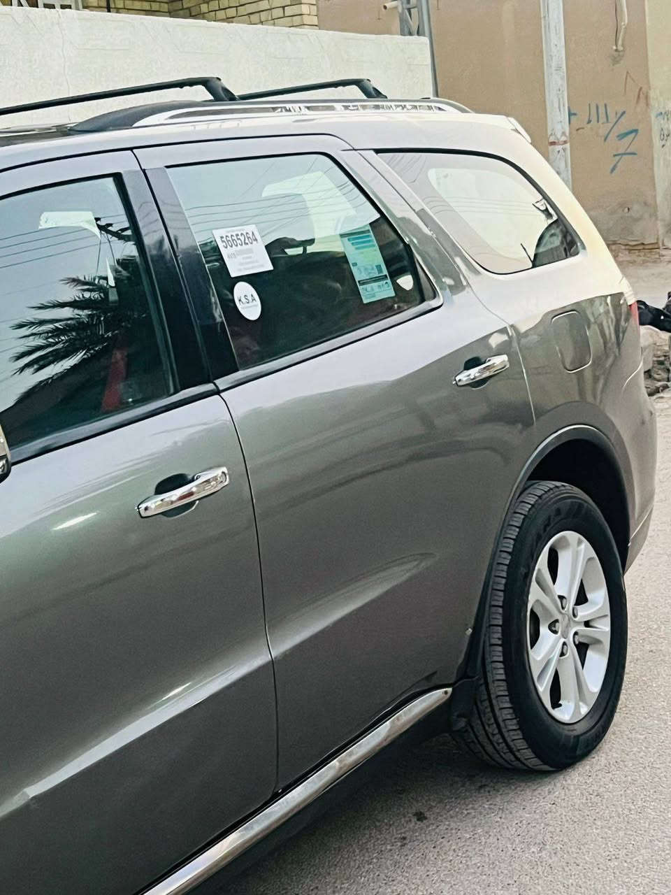 يالله اللهم صل على محمد وآل محمد
مستعجل مستعجل 
دورنكو 2011 فول لفول 
محرك 3600 
السياره جاهزه الأخير 
الاتصال ***********
السعر 157 بيه مجال قليل
