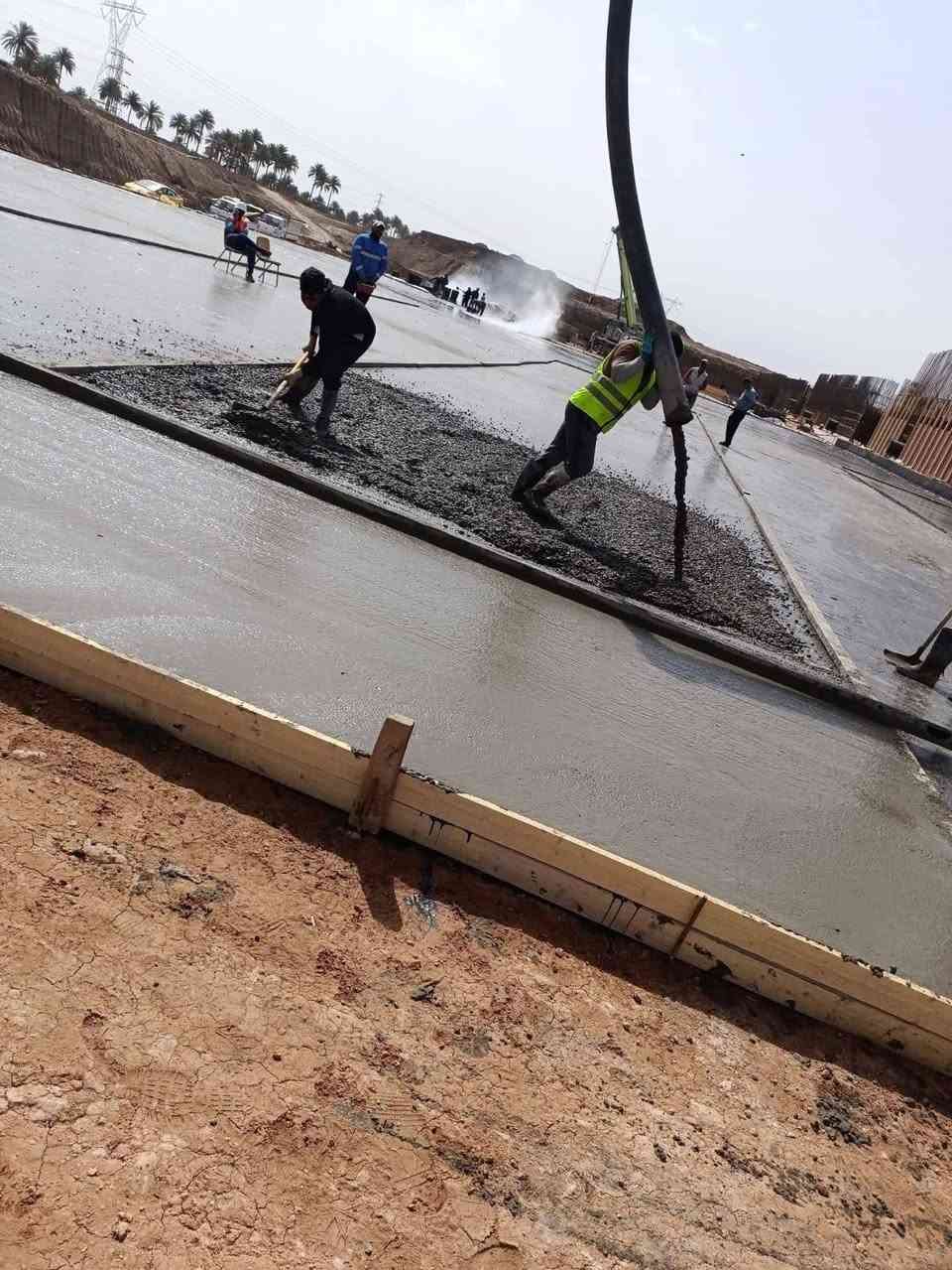 شركه اساس الوادي للكونكريت الجاهز صب مركزي
مواعيد مضبوطه
كميات دقيقه

مستعدون لصب الدور السكنيه. والارصفه كراجات ارضيات 
 المشاريع والمجمعات السكنية وكافه البنايات السكنيه 
أسطول أليات كبير من أحدث الأليات داخل بغداد

C30
C35
C40
ـــــــــــــــــــــــــــــــــــــــــــــــــــــــــــ
كونكريت بأعلى مستويات الجودة تحت اشراف
كادر هندسي مختص و فحص مختبري ناجح 100%
♻️ المواد المستخدمة ♻️
✅ رمل مغسول ناجح مختبرياً 100% 
✅ حصو مكسر جلمود 5/17 
✅ اسمنت ماس
✅ المواد المضافة من اجود انواع المضافات العالمية
ـــــــــــــــــــــــــــــــــــــــــــــــــــــــــــ
مقر الشركه 
 بغداد سريع الغزاليه قرب التبادل

للاستفسار الاتصال على الرقم التالي

***********
