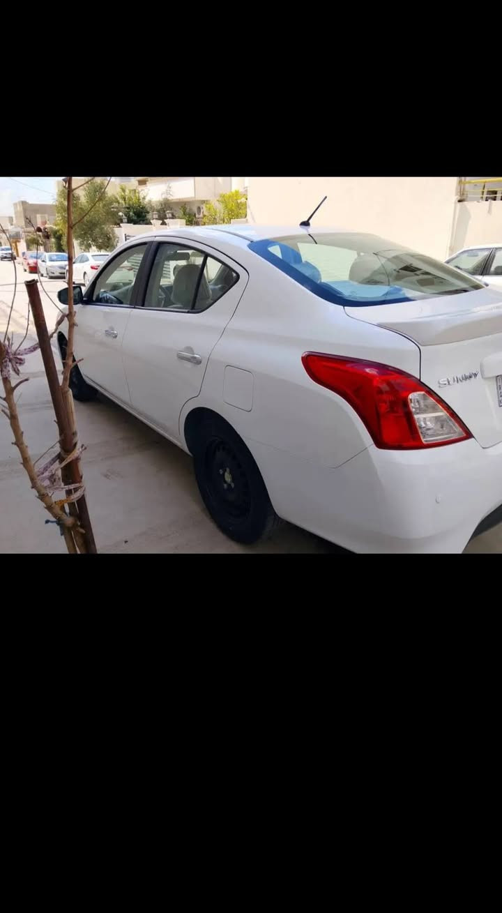 نيسان صني موديل 2025 فول اربع جامات كهربائ تبريد مركزي  
ماشي 12 الف مكفوله كفاله عامه على وضع الشركه 126 بي مجال كلش بسيط ابيع نقد الشراي يخابر مكان السياره كركوک*********** مااجاوب منشور
