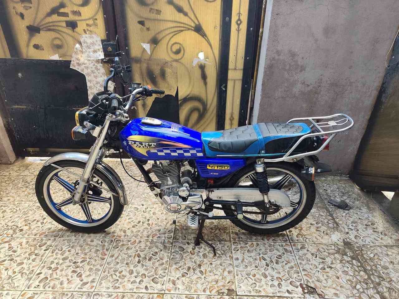 بارت 200 عيتاني 🏍
مكنه محرك كبس
منفيس 🎫اصلي
مرش ✅سلف
كامل من كلشي  
سعرو 440 الف
*********** 
وتساب اربيل
هه ولير
