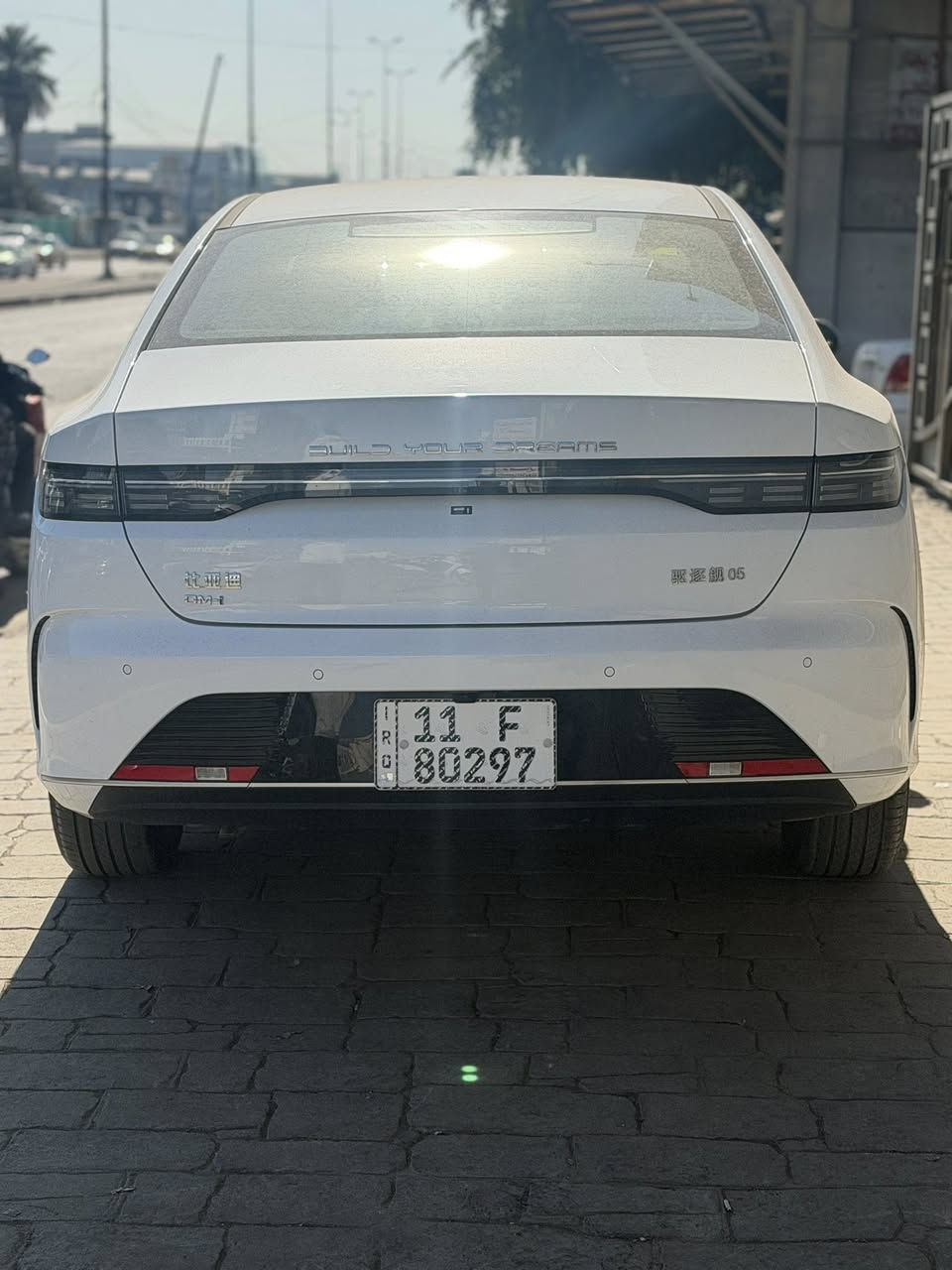 السلام عليكم بي واي دي 2025 ديستروير مكفوله كفاله عامه رقم بغداد بسمي السياره مكاني ساحه عدن السعر19000 رقم ***********
