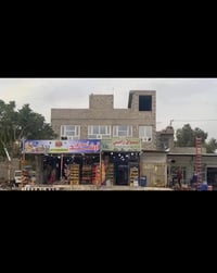 الاحمر • ٣ محلات شقة • ٦٠م