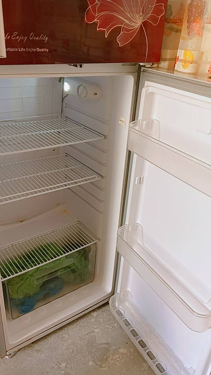 ثلاجه نضيفه جداا 125قفل‏‪***********‬‏
