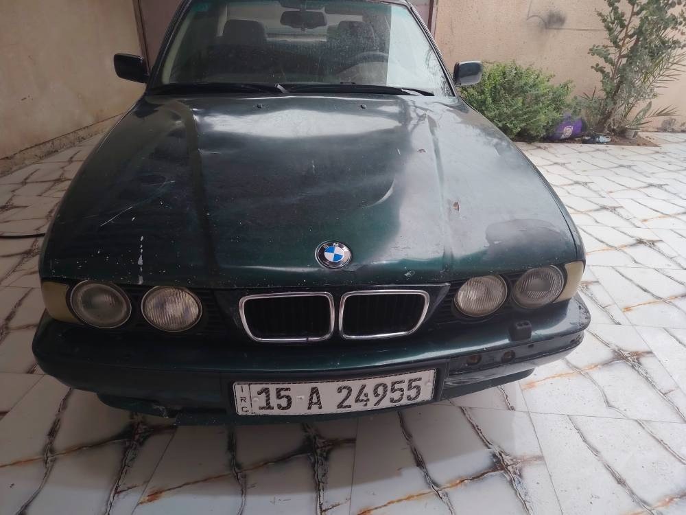 سياره بيم مديل 92 مكينه وكير بلاد مسكر رقم نكليزي السنويه الغيت 30مكان السياره البصره قضاء المدينه السعر 35وبيه ومجال شراي يتصل *********** المدينة, البصرة
