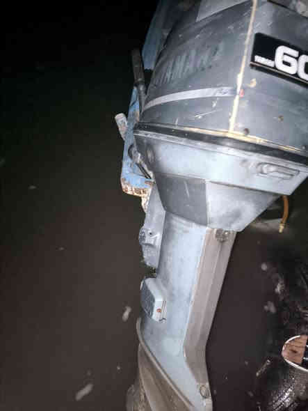 مكينة للبيع العنوان البصره ابو الخصيب ***********وتصاب فقط
