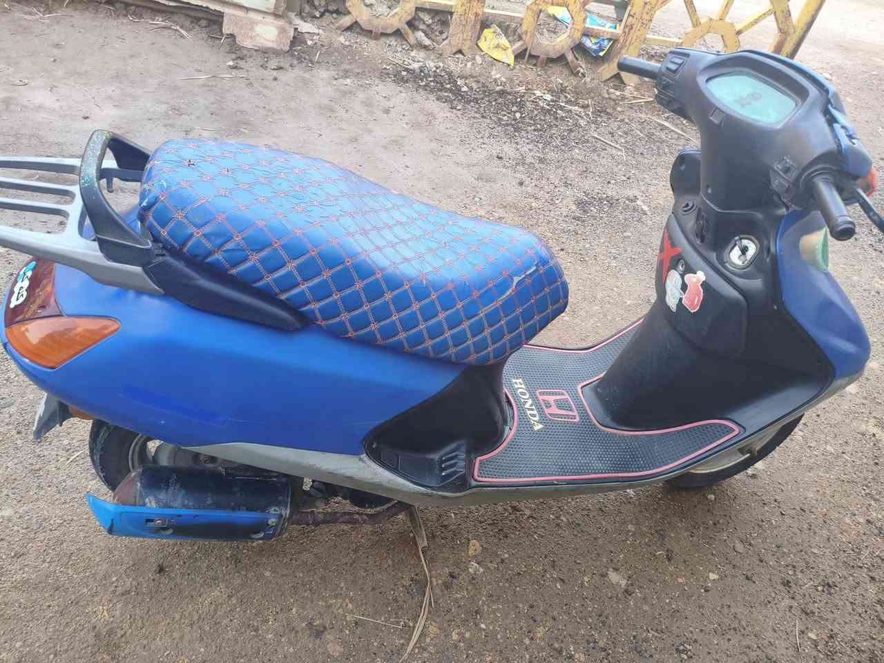 سلام عليكم
دراجة سبيسي نضيفة للبيع سعر 350 وبيهة مجال للشراي 

للتواصل- ***********
