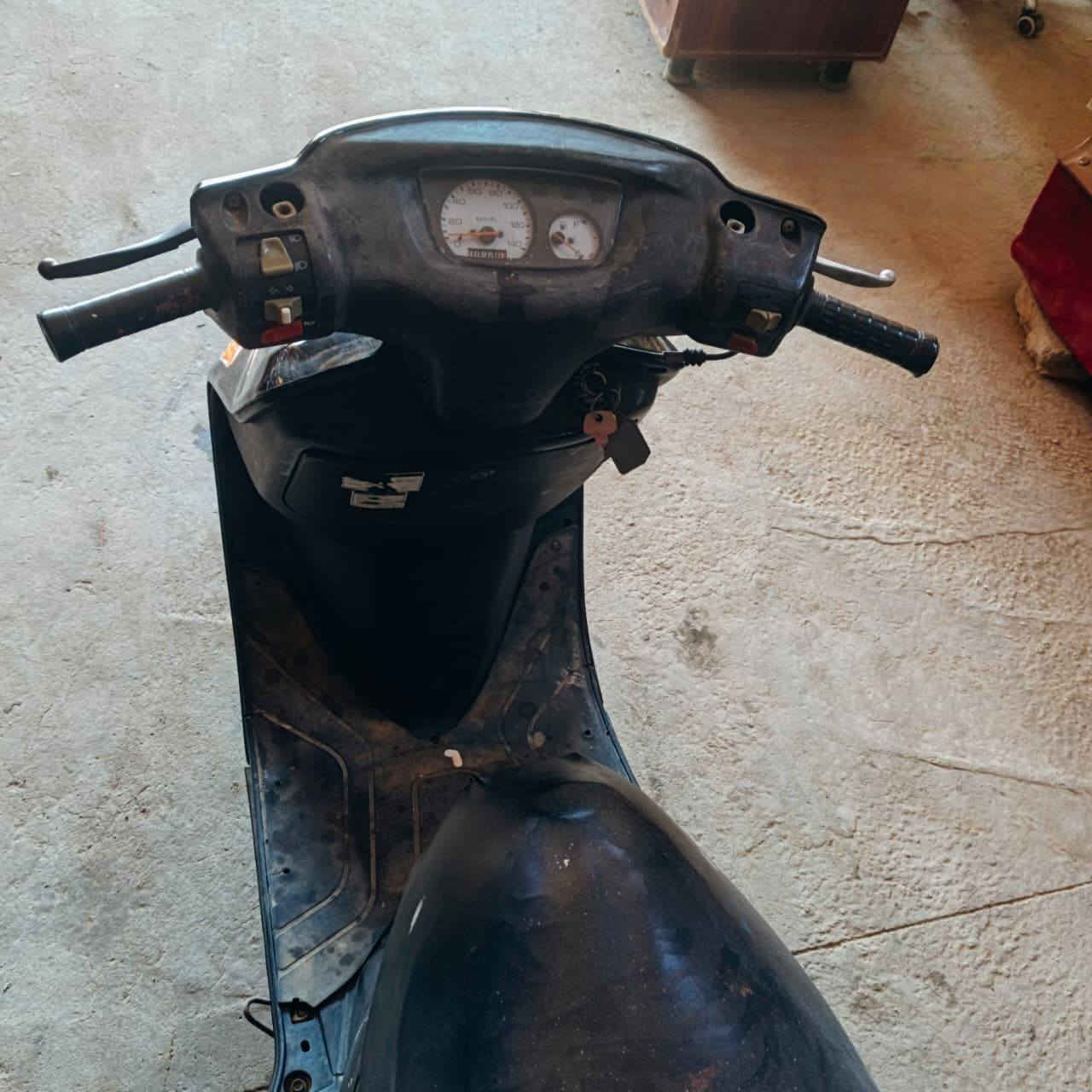 سلام عليكم دراجه لبيع فراشه مكفوله كفاله عامه كلش نضيفه حله لحمزه لغربي لستفسار عله راقم ***********
