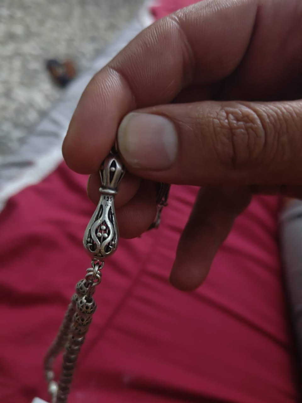 سبحه فضه 33حبه وزن 26 سعرها 115 مكاني بغداد تقاطع الكياره
***********
