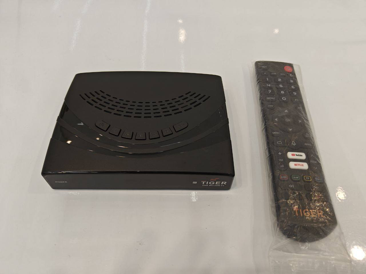 السلام عليكم
للبيع tiger one billion v1
او مراوس 

نظافة 100 ٪
كامل ملحقات
للعلم اشتراكاته مخلصه قبل 10 ايام

توصيل محافظات متوفر

السعر 135 الف


**إذا كنت صاحب هذا الإعلان وتريد حذفه لأي سبب، رجاءا أرسل رسالة إلى الدعم الفني**