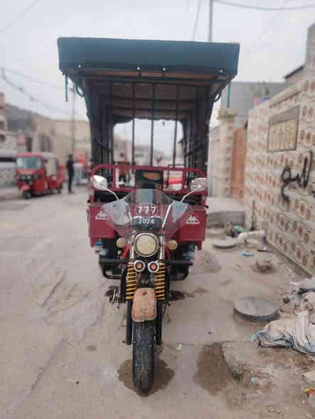 سلام عليكم ستوته للبيع موديل 16 نظيفه اوراق كامله مصطفى السعر مليون 300 وبيها  مجال مكانها بغداد مدينه الصدر رقم ***********
