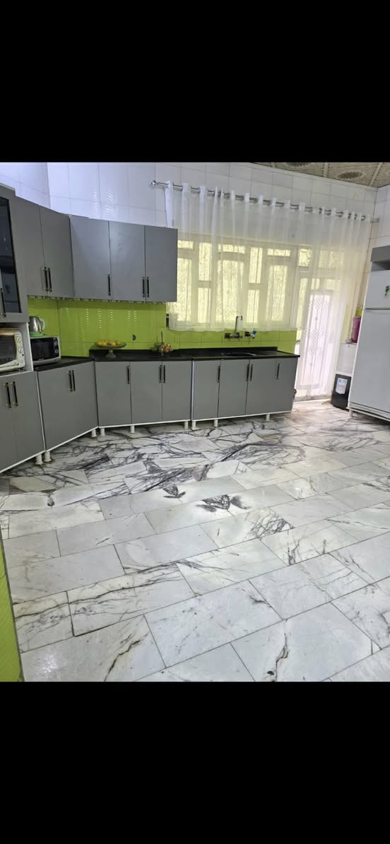 السلام عليكم ورحمة الله وبركاته اخوان
بيت طابو صرف  البيت طابقين مساحته ٢٦٠ ركن بناء حديث ٤ غرف نوم الطابق الثاني ممصوره +غرف النوم مصورهم لارضيه 

مرمر تركي العنوان حلة محيزم الرابعه قرب مدرسة زهور بابل او مجمع المدارس

للاستفسار ***********
