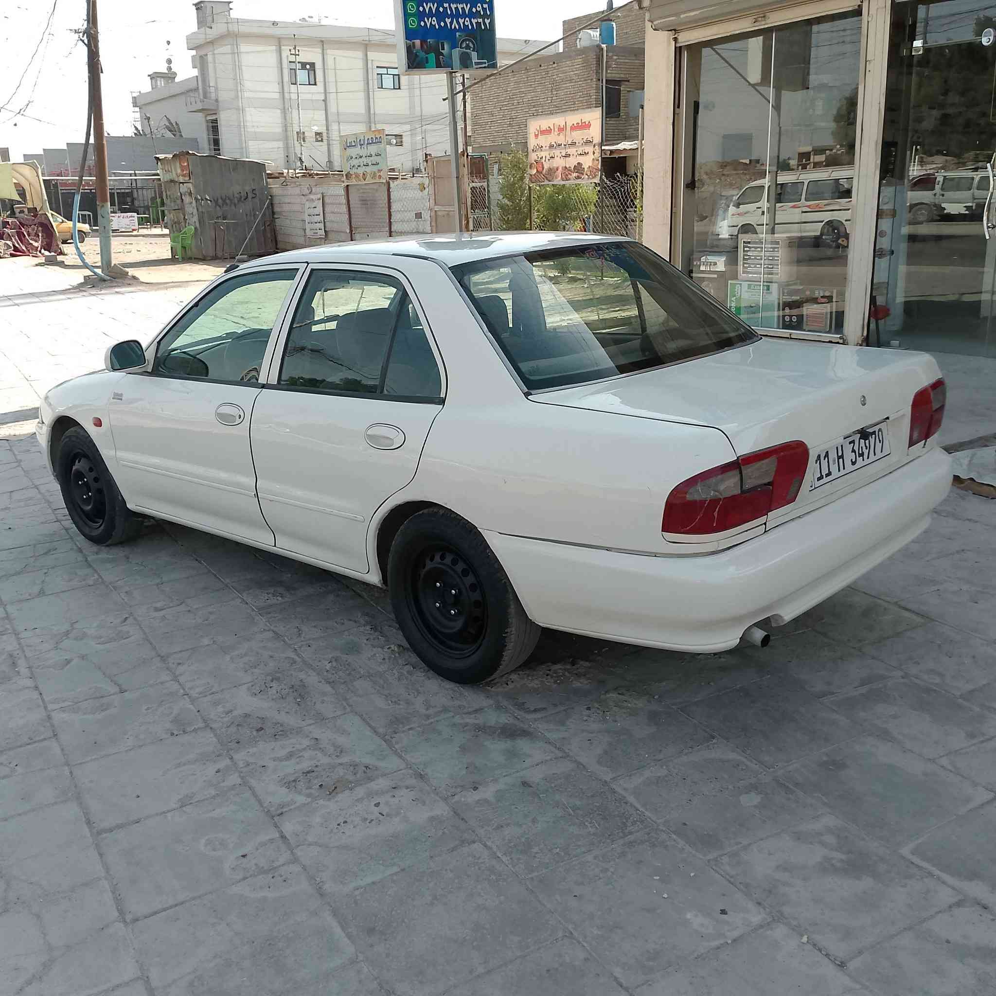 السلام عليكم بروتون 2004شركه العامة سياره حلوه مكينه كير صدر جديد رقم انكليزي سنويه  جديده جاهزة كير اوتوماتيك مكاني السيديه السعر 50وبيها مجال بسيط ***********
