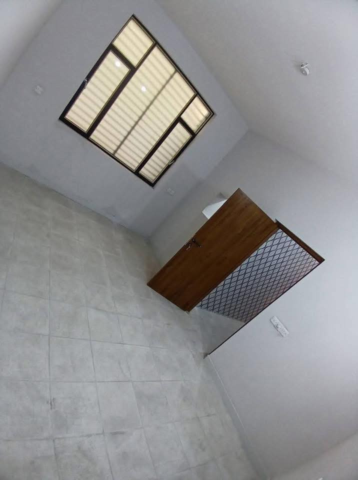 للأيجار شقه طابق ارضي مودرن في #السيدية 📍
تحتوي على غرفه نوم وصاله ومطبخ وخدمات ✔️

الموقع السيدية الضباط 📍

الايجار 600 الف قفل 🔒 
______________________________________

للأستفسار اكثر تفضلو بزياره مكتب الطائي للعقار 💎

السيديه شارع المركز عماره شركه السراب للمطابخ ✔️

او الأستفسار ع الارقام ادناه 📞↘️↘️ (متوفر واتساب )📌🔛

***********
