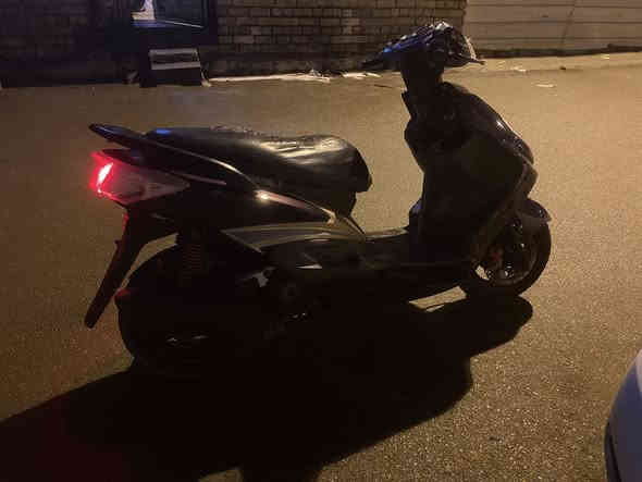 سلام عليكم دراجه سكنس للبيع دراجه مكينه خرسه جيب فيتر وتعال افحص سعر 650 وبيه مجال مدينة صدر ***********
