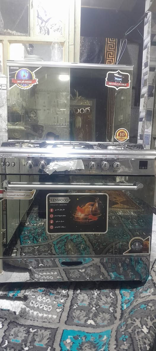 طباخ للبيع الاستفسار على هذا الرقم***********
