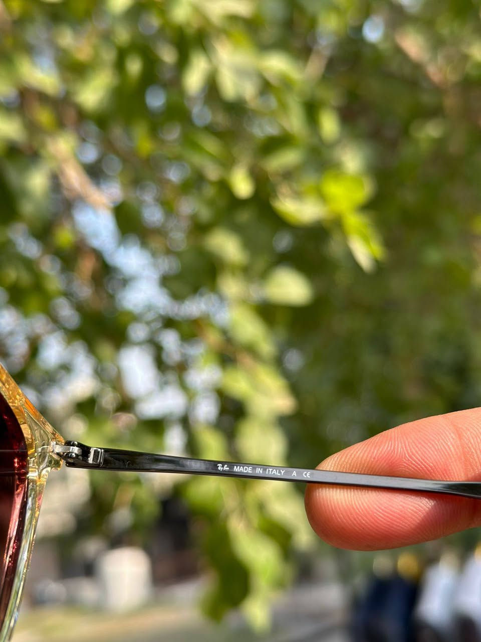 نظارة ريبان بهذة الشكل مال بضاعة dhl عندي كمية قليلة  القطعة ب10 كلش حلوة والياخذ اكثر من قطعة الة خصم


**إذا كنت صاحب هذا الإعلان وتريد حذفه لأي سبب، رجاءا أرسل رسالة إلى الدعم الفني**