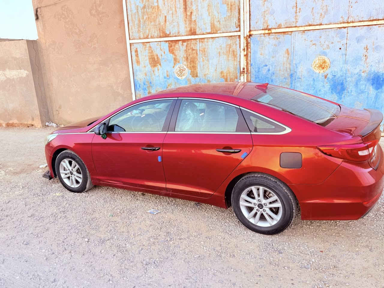 سلام عليكم
للبيع هونداي سوناتا موديل 2016 رقم ذي قار انكليزي حره تحويل مباشر 

وارد امريكي  

مواصفات معروفه 

شاشه كبيره 

كامره دواره 

تحكم استيرن جهتين 

3 أنضمه قياده 

جنطه كهرباء 

كشنات 

دواخل لونين 

محرك 2400 

ماشيه160 ميل 

وبعد بيها مواصفات غير مذكوره 

السياره بيها  رشات صبغ أربع  قطع  بدون تبديل 

وجاهزه مكينه وكير وتخم تاير وتبريد 

#مكان_السياره_ ذي قار _ قلعه سكر 

الــسعــر:112 وبيها مجال 

الاستفسار اكثر 

***********‬‏
