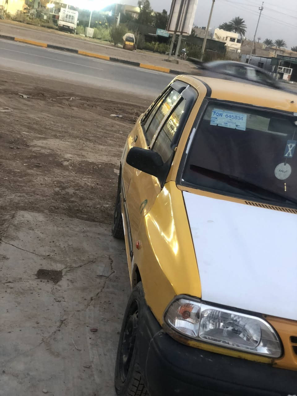 سلامو عليكم سياره لبيع كامله مكمله مكينه كير كفاله سياره مال واحد يريد يعيش بيه الف مايذب عليه موديل ١٠ وسعر ١٩ وبيه مجال حك جيه ورقم ***********
