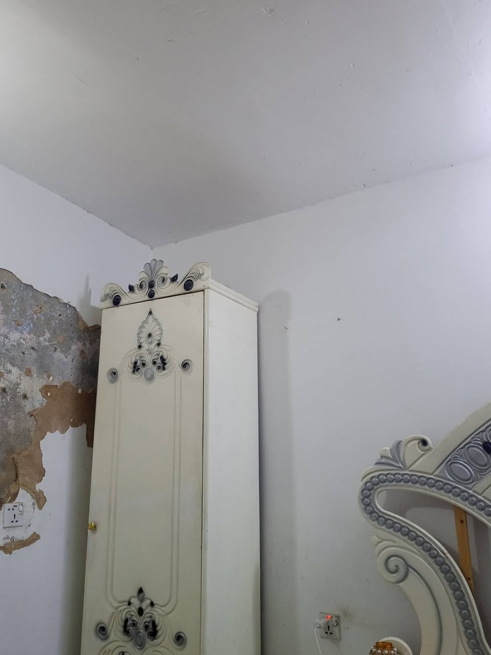 غرفة عراقية بشكل تركي  نضيفه جدا نهاية ٢٠٢٣ رايدته ب٨٠٠ وبيها مجال المكان مدينه الصدر الفلاح


**إذا كنت صاحب هذا الإعلان وتريد حذفه لأي سبب، رجاءا أرسل رسالة إلى الدعم الفني**