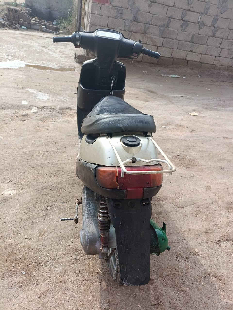 السلام عليكم دراجه للبيع كايمه ابيع كوم حديد سعر 110وبيها مجال العنوان بصره ابي الخصيب البهادريه رقم ***********
