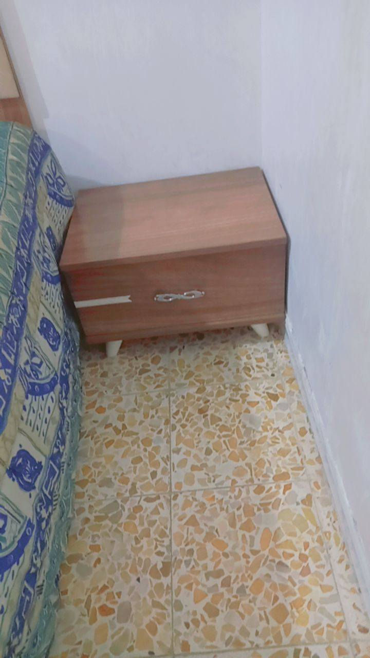 السلام عليكم عندي اخشاب مال غرفه نوم تركيه يعني مو اخشاب اقصد مفككه براغيها للكنتور والبوفيات واريد ابيعها  بس ميز المرايه وبوفيات جانب الجربايه مابيهن شي  طبعا هاي الصور قبل ميتفكك اكثر خاصه الكنتور والبوفيه ام المجرات البيض


**إذا كنت صاحب هذا الإعلان وتريد حذفه لأي سبب، رجاءا أرسل رسالة إلى الدعم الفني**