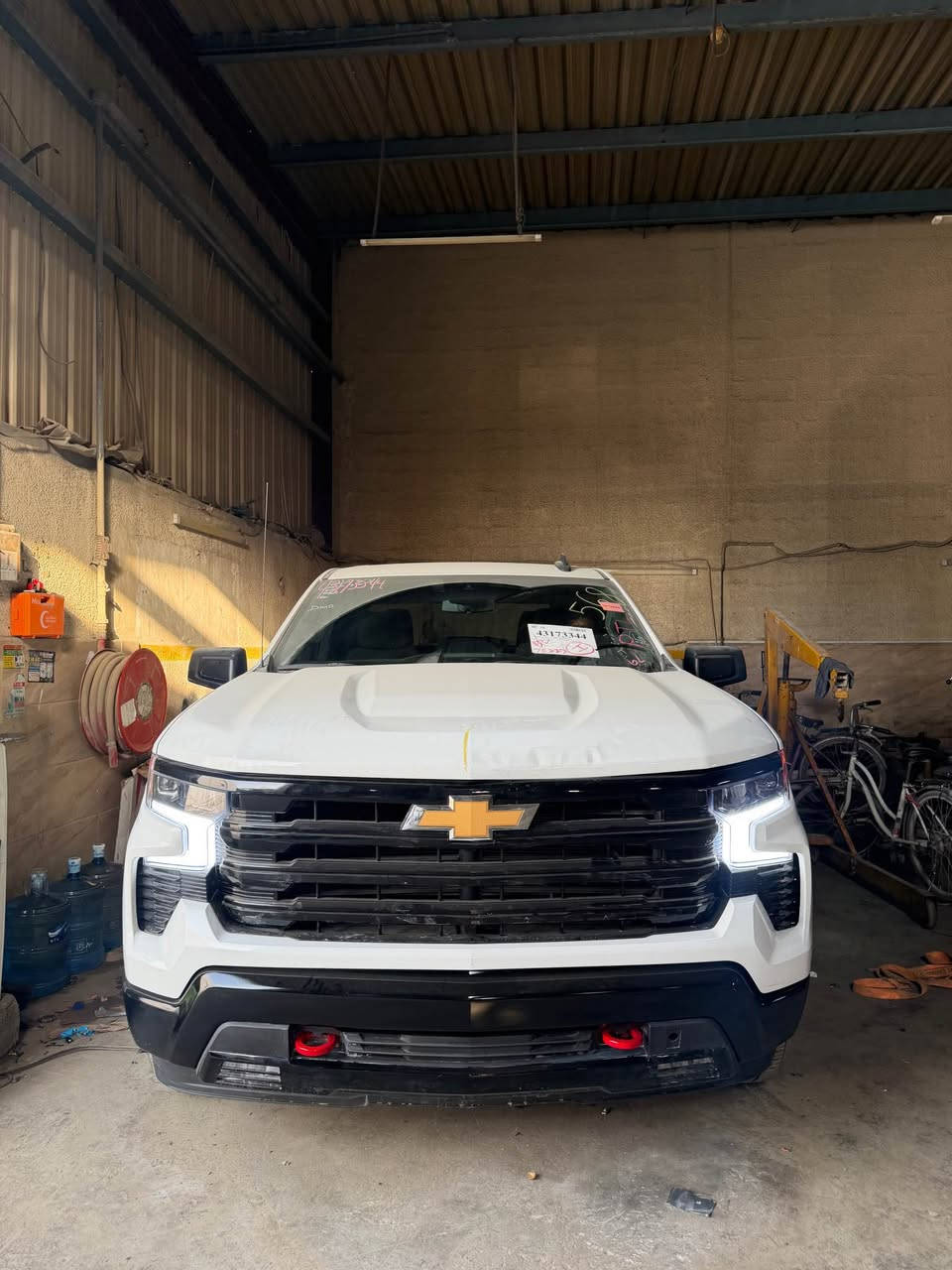 Chevrolet silverado
واصل اربيل 
سياره ب طريق 
بدون صبغ فقط مكانين خلفي يتصير بي تعديل
سياره بجم كبس و بدون ايرباكات 
2024 موديل
*********** أربيل, العراق
