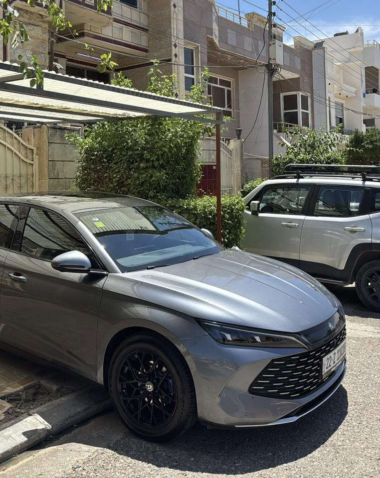 بي واي دي ٢٠٢٥ حالوب
٤ كاميرا 
بطارية ١٢٠ كبير
بانوراما 
داخلية جلد لون رصاصي 
شاشة كبيرة و دوارة 
بدون صبغ و بدون حادث بس حالوب 
مكان اربيل سعر ١٦٢ و مجال


**إذا كنت صاحب هذا الإعلان وتريد حذفه لأي سبب، رجاءا أرسل رسالة إلى الدعم الفني**