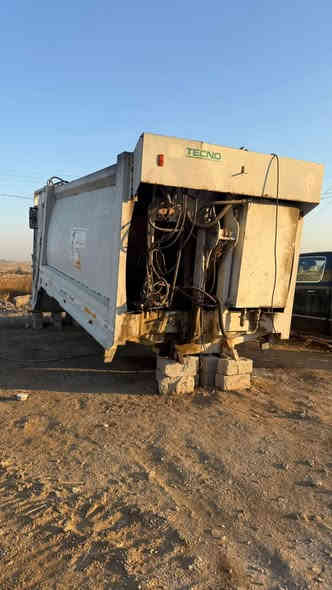 كابسه نفايات حموله ٢٥ طن
نظيفه 
السعر ٢٥$ ورقه وبيها مجال
عنوان ديالى 
***********
