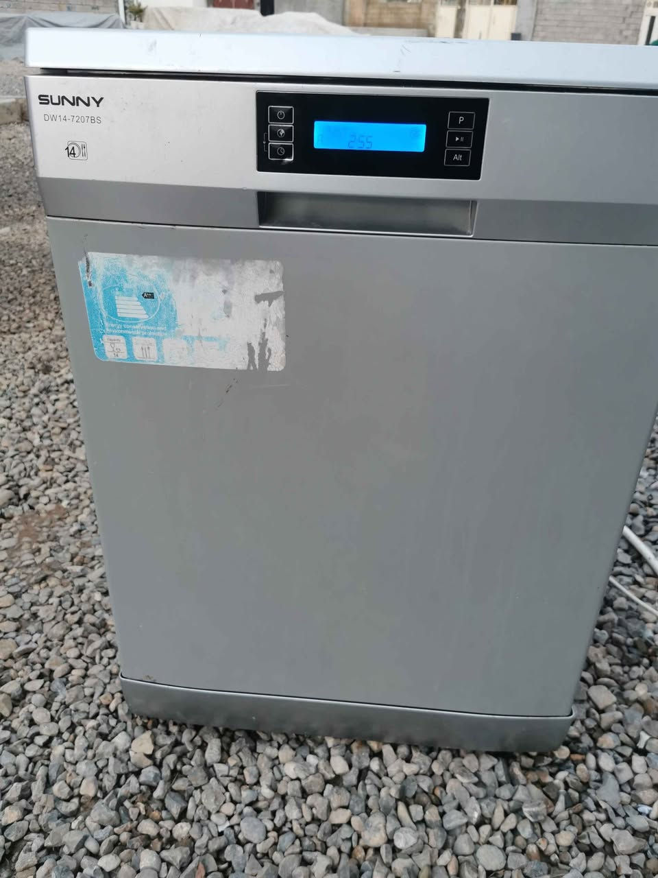 غه ساله ي قاپ شوشتن ماركه ي سه ني 14 نه فه ري به شه رت ئيشيكي زور جوان ده كات هه لميكي به هيزي هه يه سي ريز ره فه نرخي 75 هه زار شوين حاجياوا *********** رانية, السليمانية
