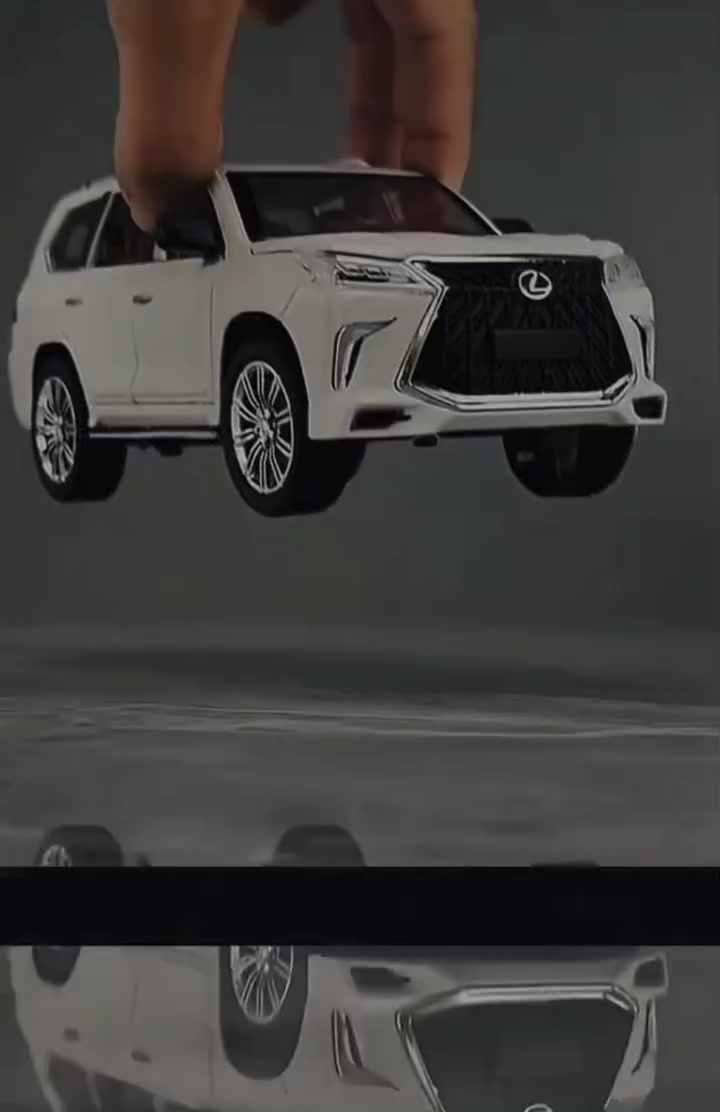 سيارة لكزس حديد حجم كبير بتفاصيل تخبل
إضاءة أمامية وخلفية + مؤثرات صوتية واقعية
الأبواب والكبوت والشنطة تفتح بالكامل
تصميم فاخر يشبه السيارة الحقيقية
هدية مثالية لعشاق السيارات
متوفرة باللون الأبيض والأسود
📦 الكمية محدودة توصيل مجاني لجميع محافظات العراق السعر 30 الف


**إذا كنت صاحب هذا الإعلان وتريد حذفه لأي سبب، رجاءا أرسل رسالة إلى الدعم الفني**