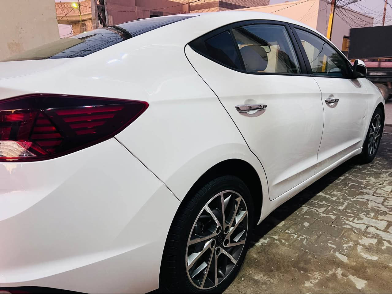 انتره خليجي موديل 20 مكفوله من صبغ بيه بارد بسيط فقط رقم اربيل جديد سياره جاهزه محرك 2000 فتحه تبريد خلفي فول ماعده بصمه سياره البيع او مراوس سعرها 148 مكاني النجف الاشرف الاتصال *********** النجف, العراق
