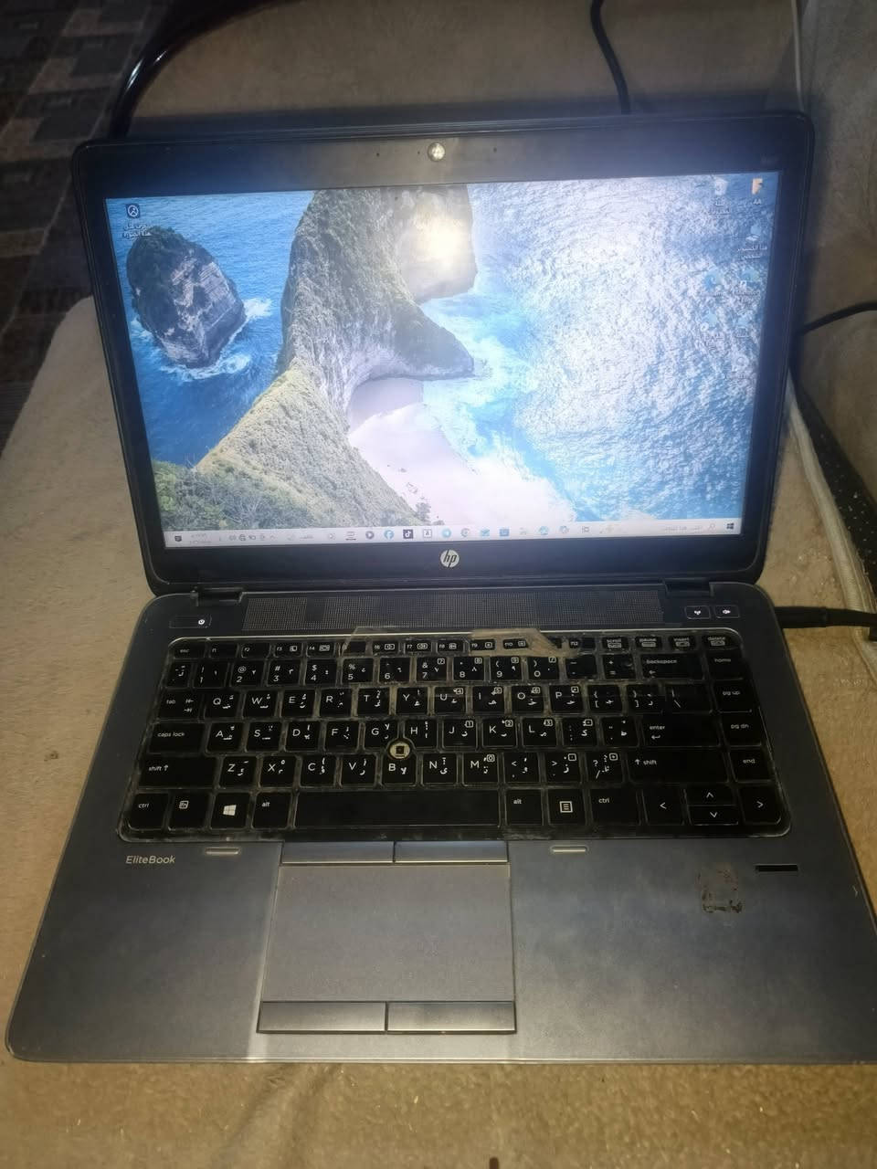 للبيع hb نضيفه موصفاته موجوده بل صور 
شخط مابيه وياء شاحنه أصلي وبطاريته أطول ساعه أقل 
حجم شاشه 14 سعره 120 وبيه مجال رام 8 
***********
