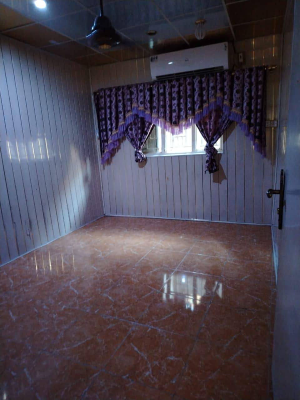 بيت بحي الرحمه الأول قرب العلوه القديمة طابقين سعر ٤٠ بي مجال
تصل ع رقم ***********
