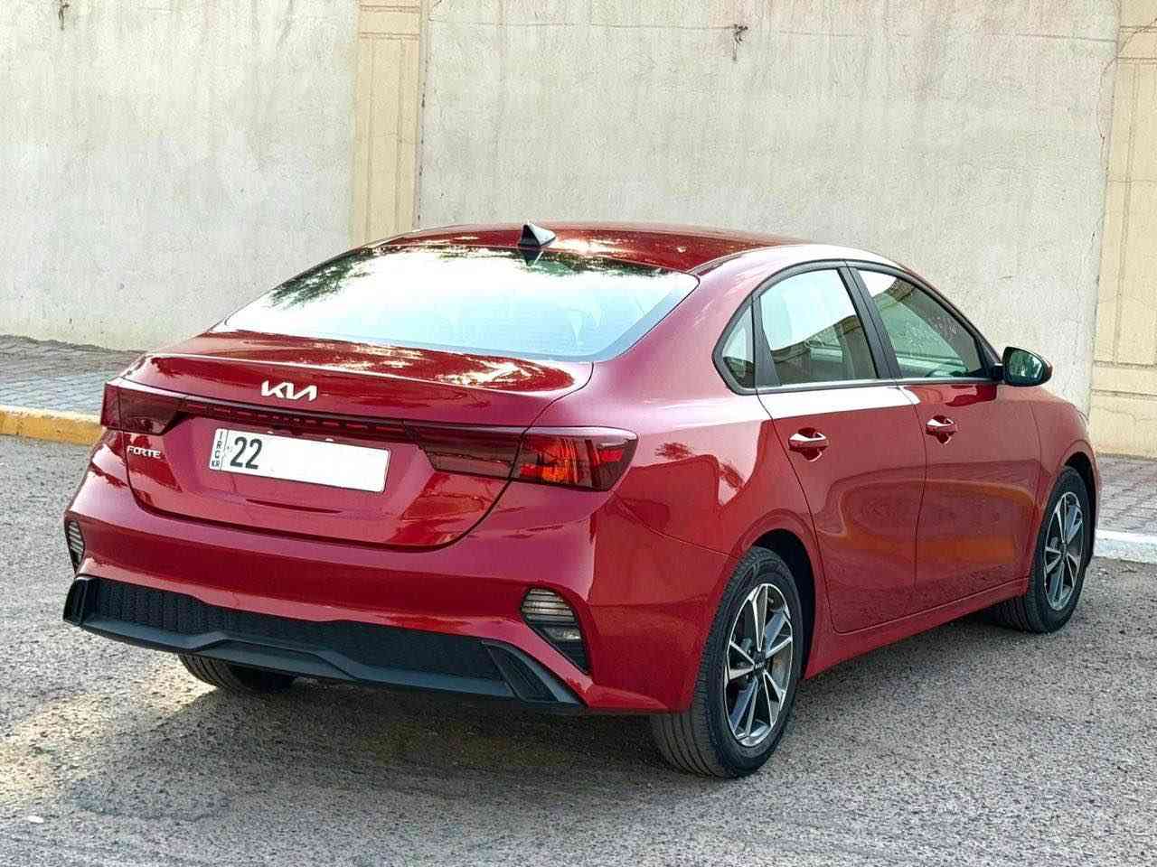 السلام عليكم للبيع فقط بدون مراوس
كيا فورتي  موديل 2024
دخول جديد ورقم اربيل جديد وهزه جديده تحويل لو وكاله مضمون
* ماشيه (7) الاف زيرو جديده السياره 
• المحرك: 2000 دوش
 • شاشه تدعم الكاربلي + كاميرا خلفية
 • رادار أمامي
 • 3 أنظمة قيادة
 • تحكمات ستيرن+ نظام تحديد المسار
 • السيارة نظيفة جداً وجديدة بمعنى الكلمة بدون اي نقص
حادث بابين صبغ وشويه بلهلال بدون ايرباك حادث سطحي وبدون اي نقص بجم كبس خلف كبس
العنوان / بغداد العطيفيه
السعر 161 وبيهة مجال بسيط
للأستفسار 📞
*********** بغداد, العراق
